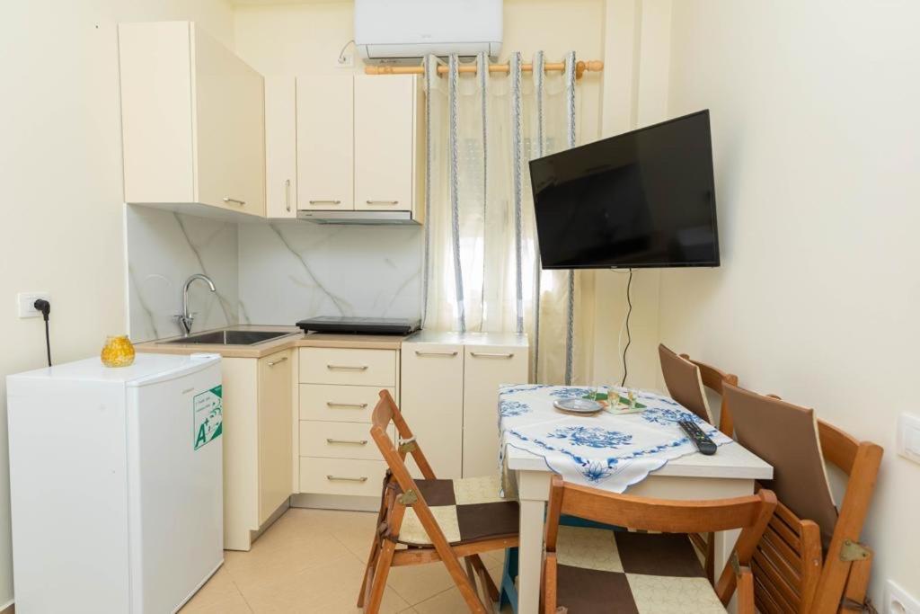 Premier Guest House Vlore Bagian luar foto